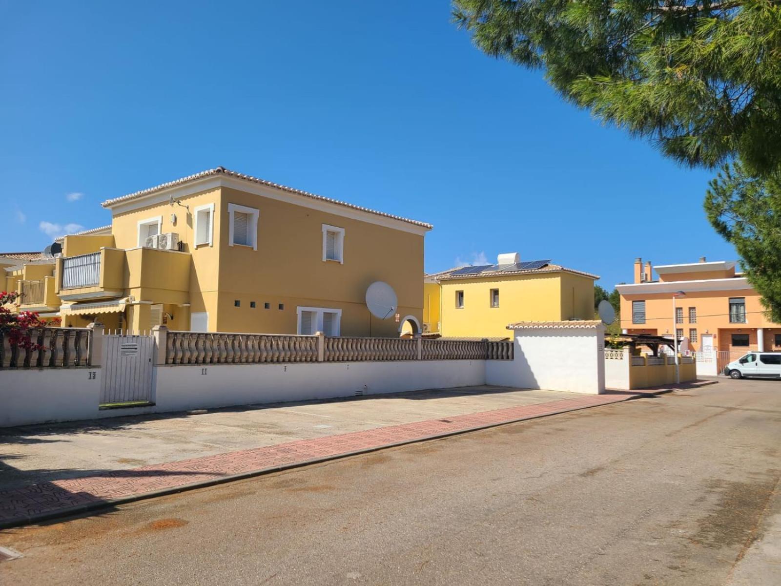 Bungalow Aldea Del Mar Els Poblets Exterior photo